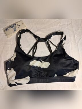 Icyzone Yoga Black & White Strappy Back Sports Bra